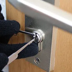 Homestead  Emergency Locksmith Homestead, FL 305-507-0143 - residential-lock-out